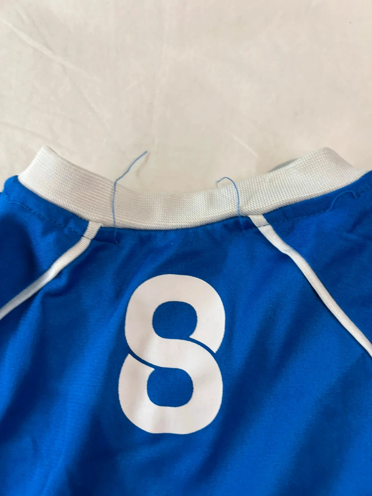 Blauw Italia voetbalshirt met nummer 8, maat 6 jaar – photo 6